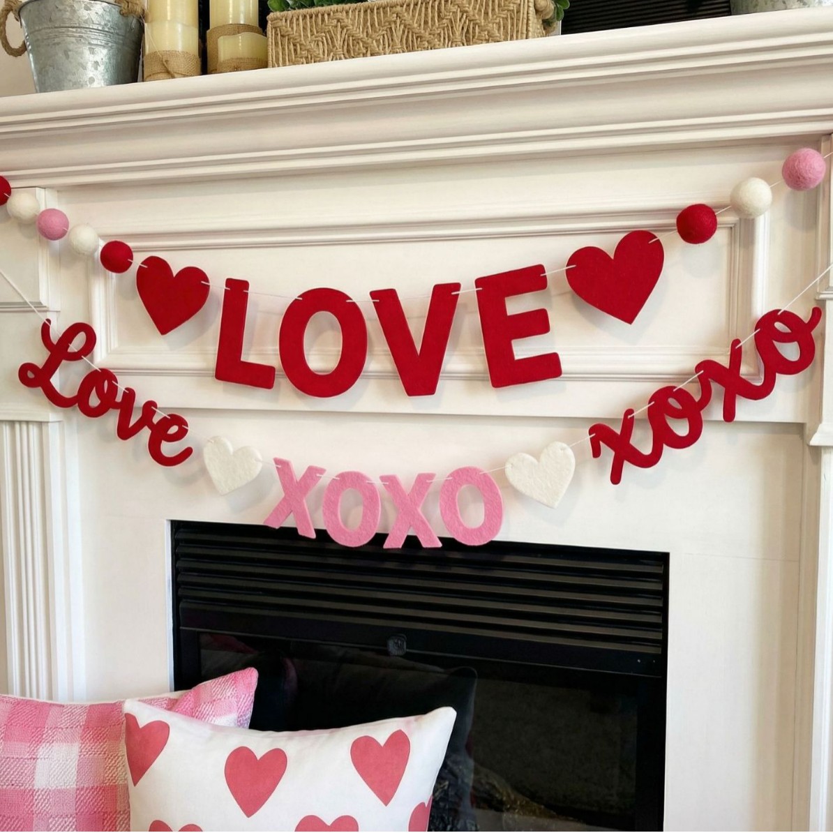 Valentine's Day LOVE Heart Pom - Home Decor Garland ulasan dan harga