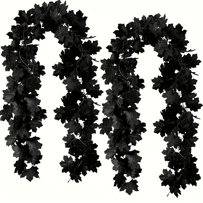 Black Maple Leaf Garland - Rea - Home Decor Garland ulasan dan harga